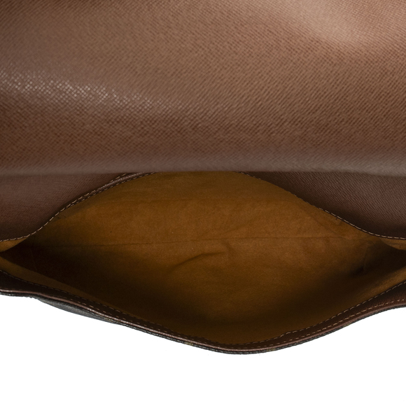 Louis Vuitton Musette Tango - Picture 8 of 8